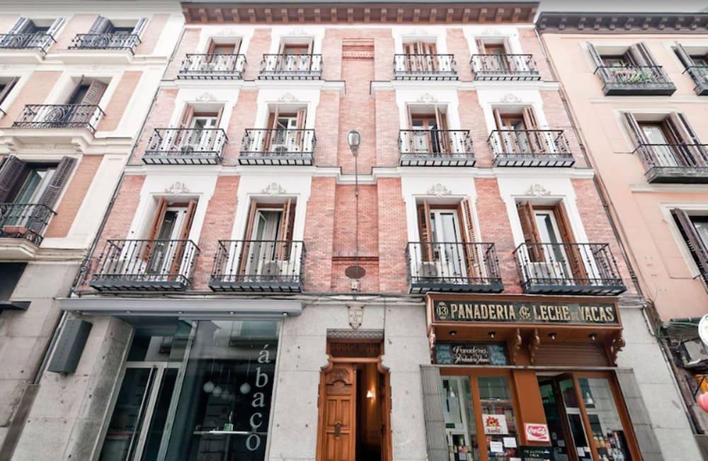 Hostal Oporto Madrid Extérieur photo