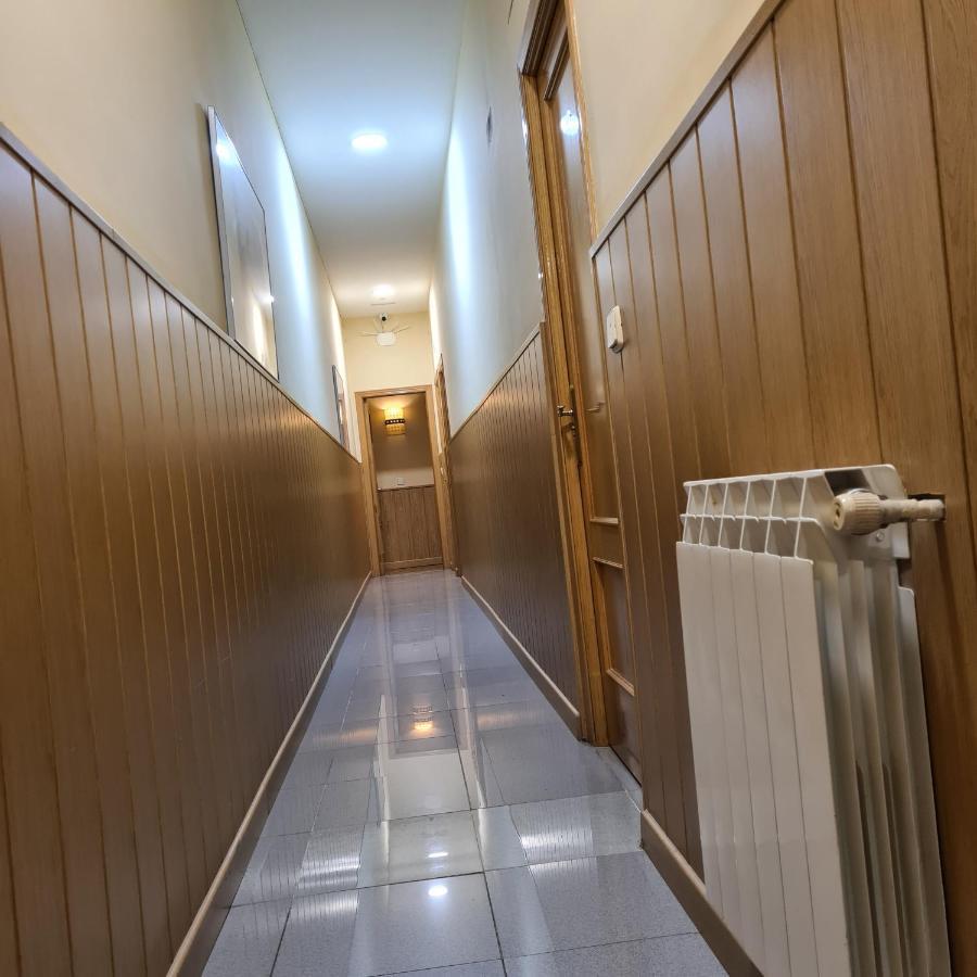 Hostal Oporto Madrid Extérieur photo