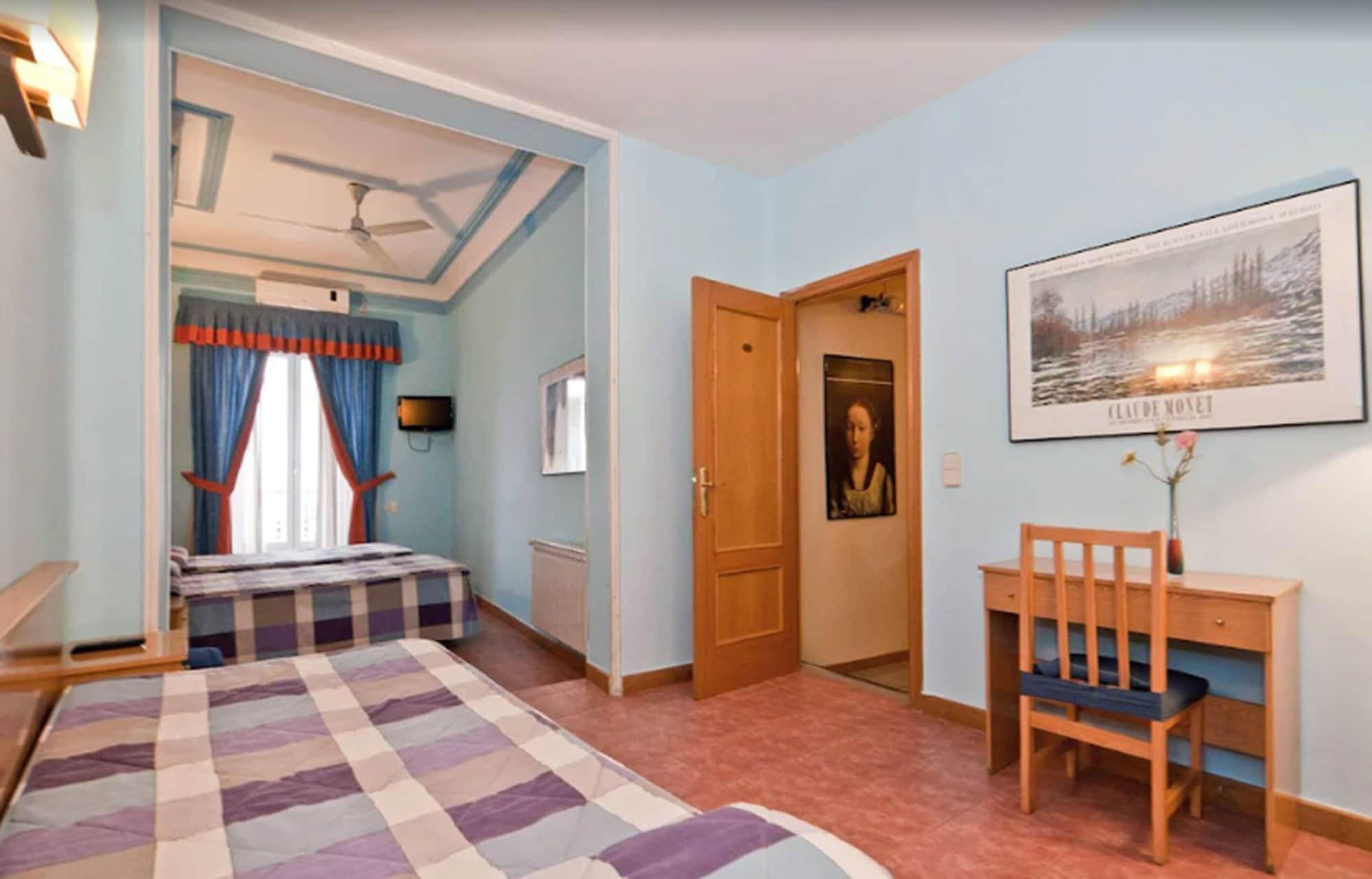 Hostal Oporto Madrid Extérieur photo